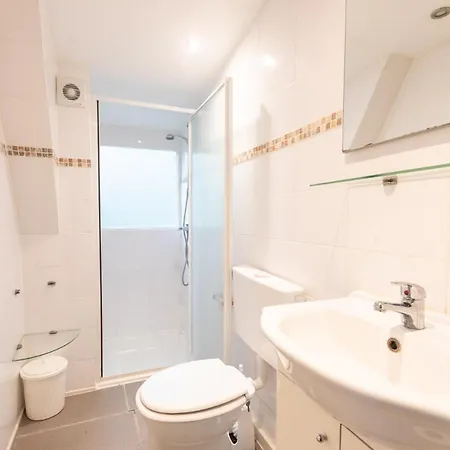Durbuy-bungalow B99 بيت للعطل